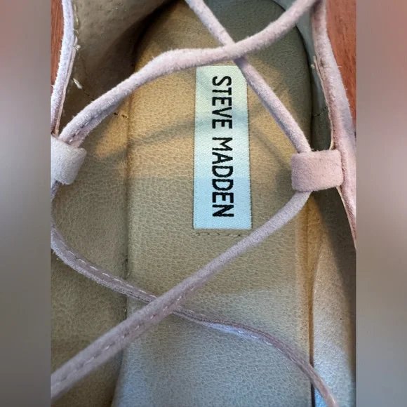 Steve Madden Size 10 Pink Lace Up Flat Shoes - Picture 2 of 8